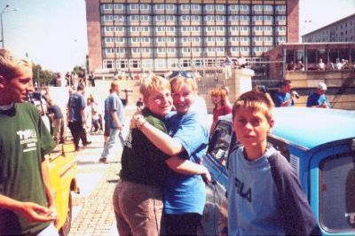 Sie haben sich wohl lieb - Nadine von den Neukirchnern und Anke vom TTLZ.