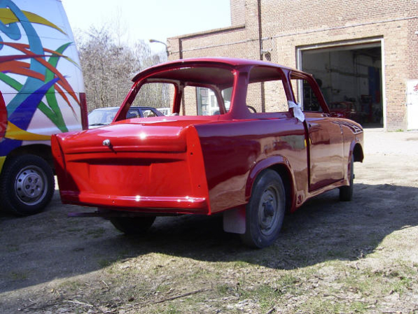 Die Seitenschweller sind dran.